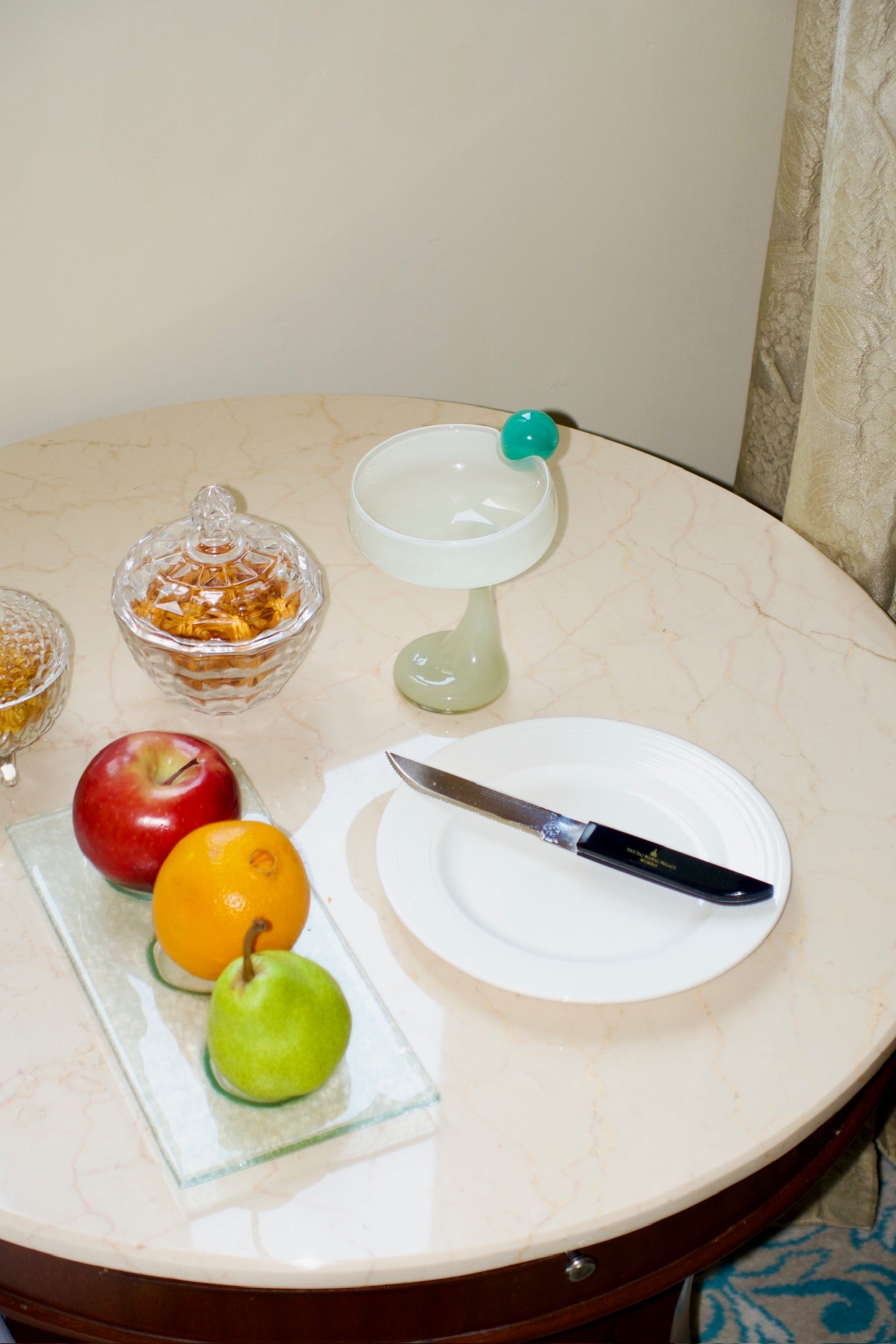 The Signature Glass with a Twist